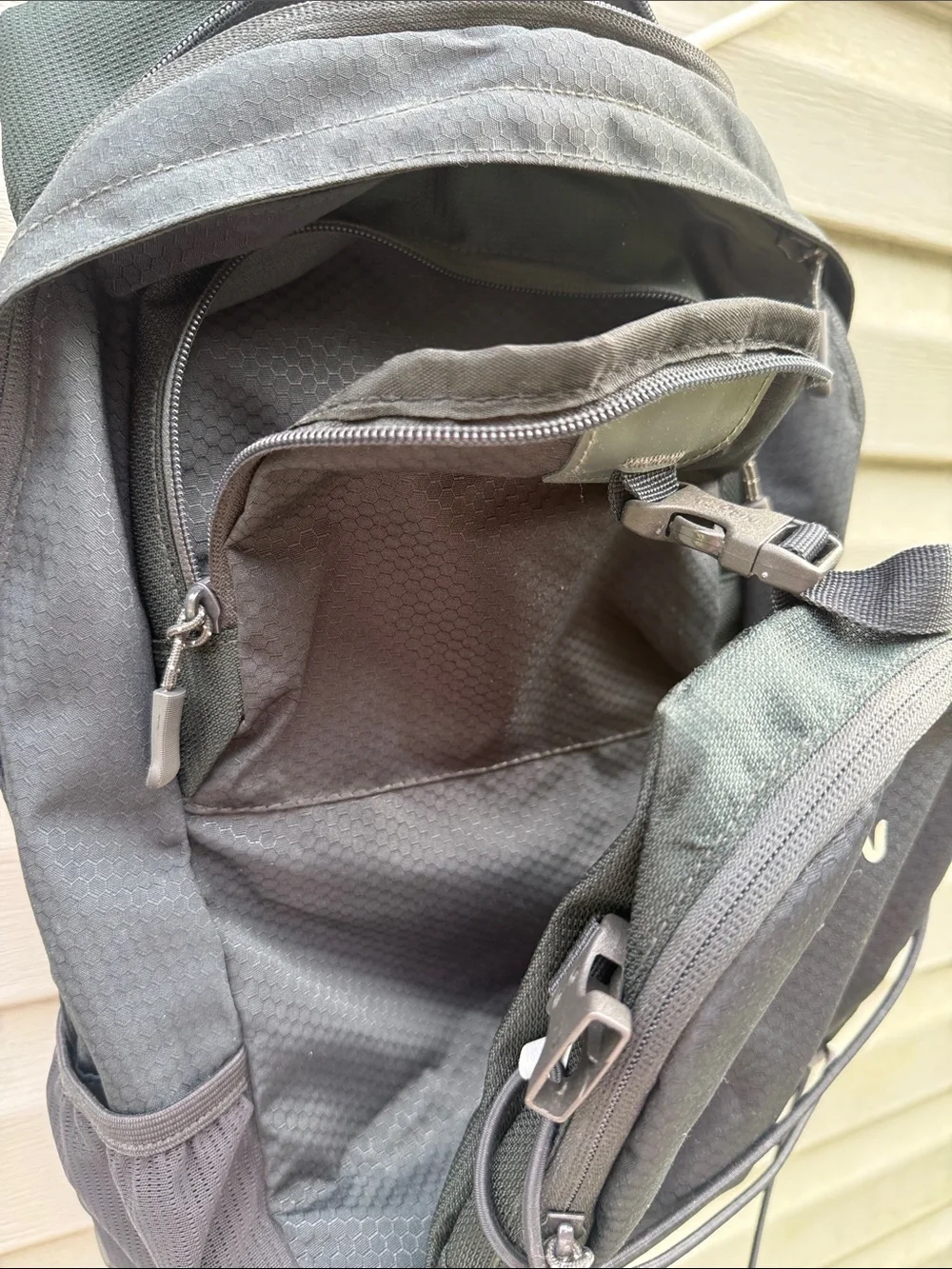 Teton Sports | full size backpack with rain cover